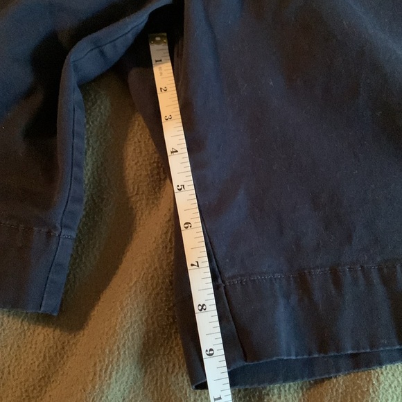 Dockers navy shorts. 9 inch inseam. Size 8 - Picture 8 of 11